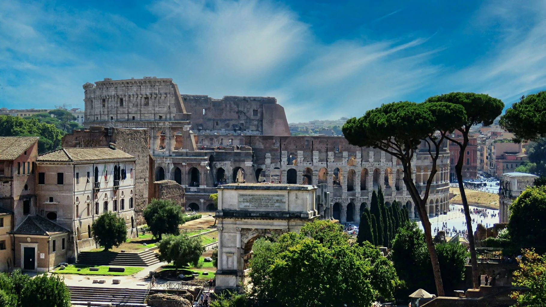Rome Colosseum Ticket, Palatine Hill, and Roman Forum Guided Tour