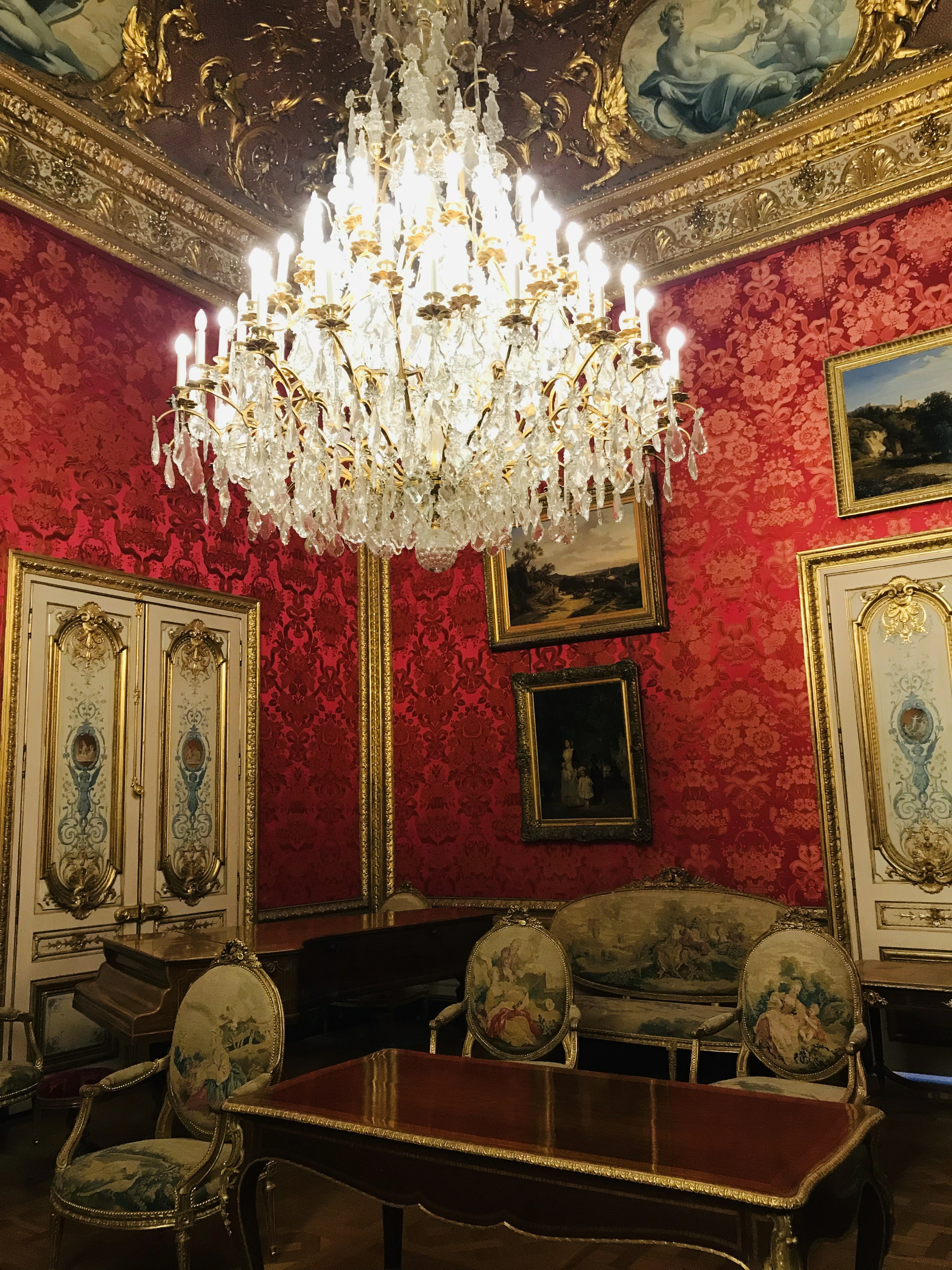 Louvre Museum Ultimate Tour in Paris